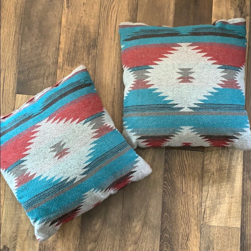 Southwestern decorative pillows